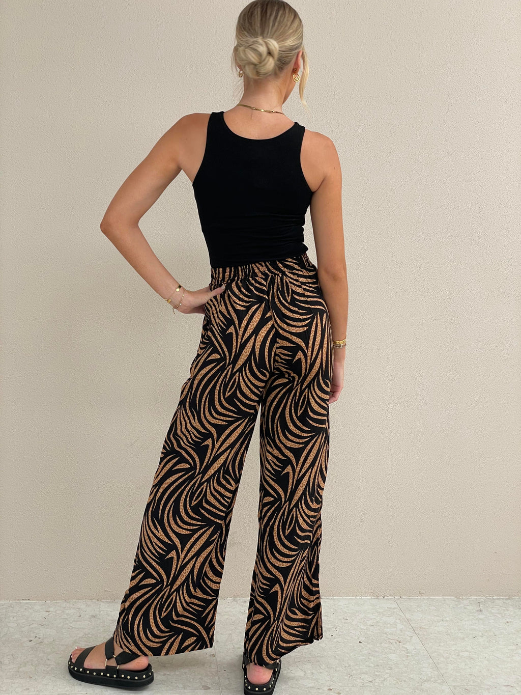 Printed Wide-Leg Pants